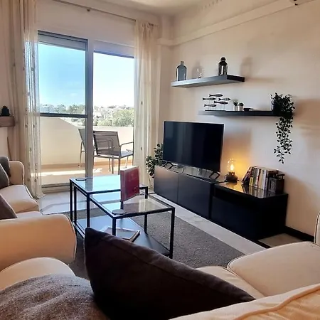 Charming Well Located Apartmán *